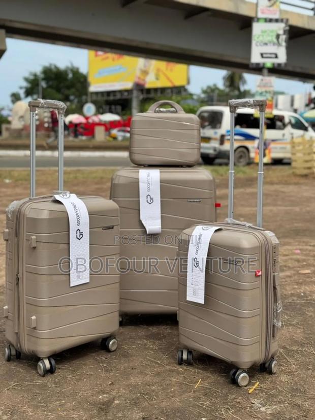 Anticrake Luggage Bag From Angel Clothing · Photo 1