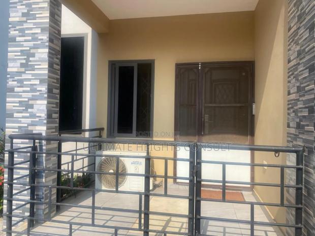 2bdrm Apartment in Dansoman, Exhibition for rent · Photo 1