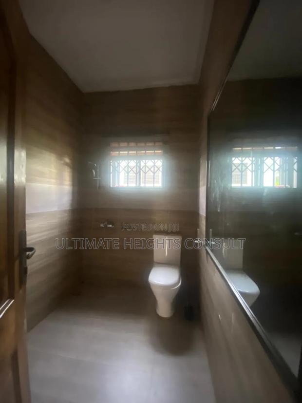 2bdrm Apartment in Dansoman, Exhibition for rent · Photo 7