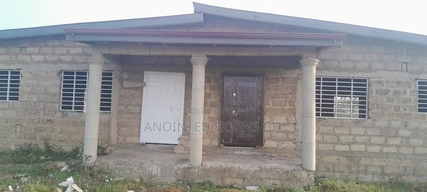 4 Bedrooms House for Sale · Photo 5