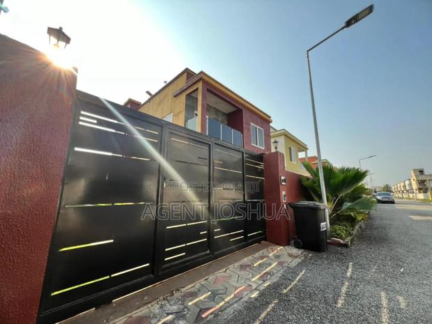 3bdrm House in Manet Court New for sale · Photo 8