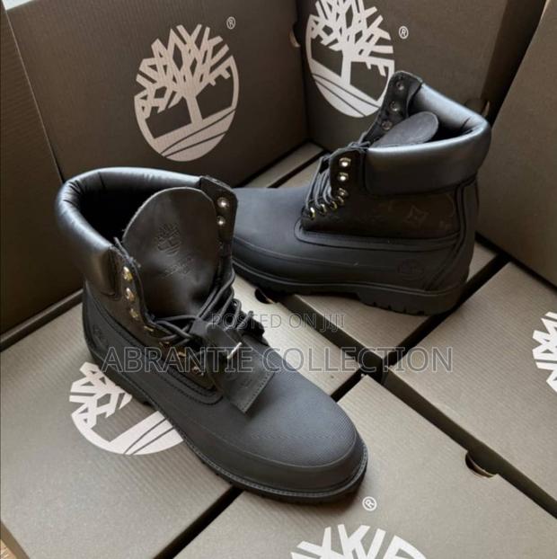 Lv/Timberland Sneaker Available · Photo 2