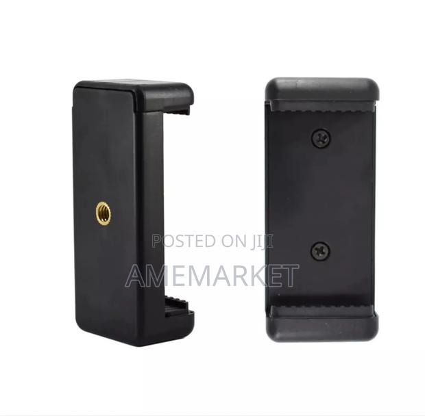 Smartphone Tripod Mount, Cell Phone Holder Adapter · Photo 2