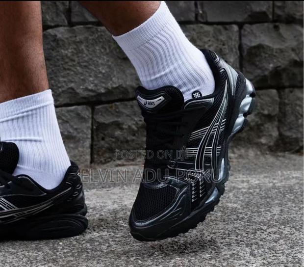 Ascis Superb Sneakers in Different Styles , Swpie > · Photo 2