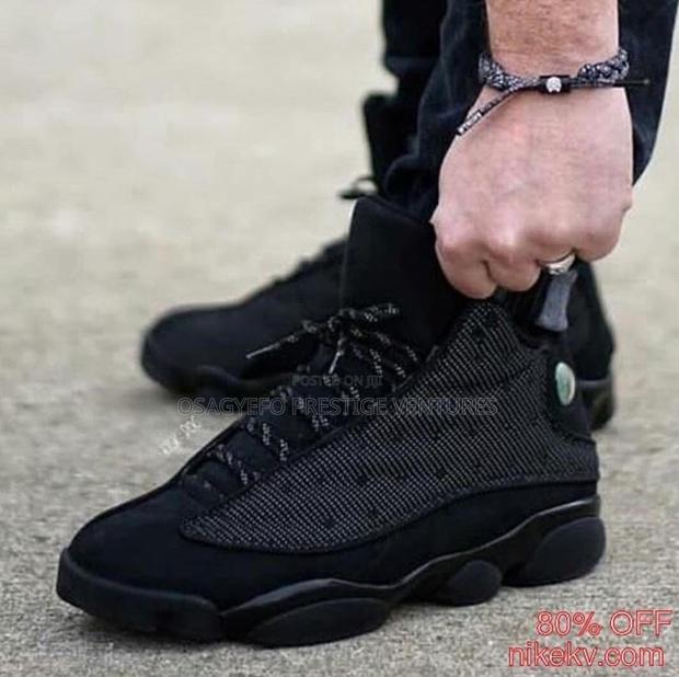 Quality Sneakers · Photo 2