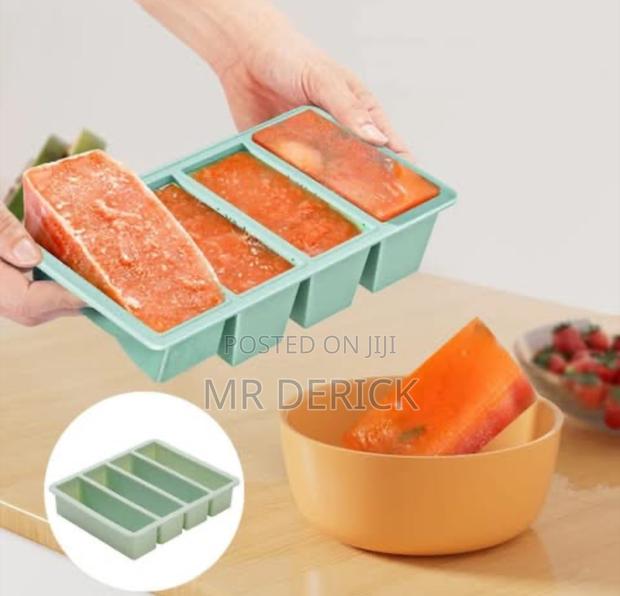Silicone Mold Frozen Ice Cube Tray for 2 and 4cell Storage Container · Photo 1