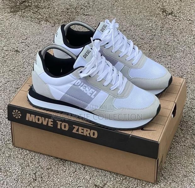 Authentic Diesel Sneaker Available · Photo 3