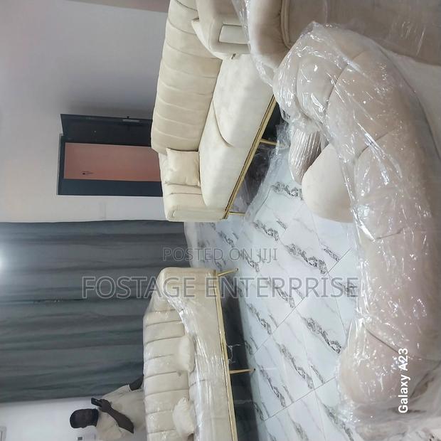 Classic Design Set Of Brand New Fostage Furniture · Photo 1