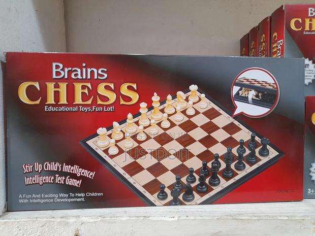Classic Chess Board Game · Photo 1