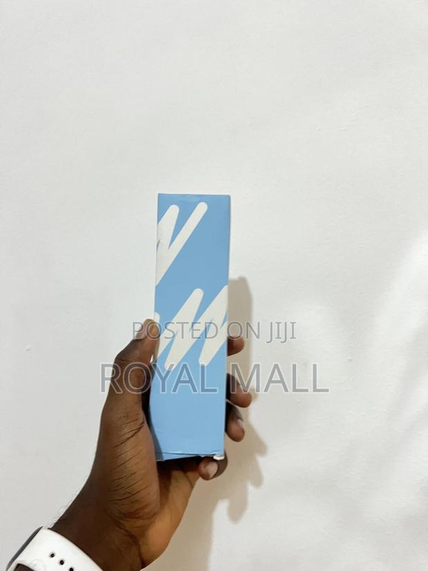 Makeup Brush Vibrator · Photo 1