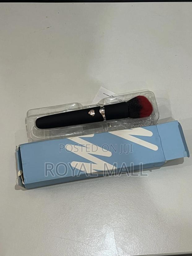 Makeup Brush Vibrator · Photo 2