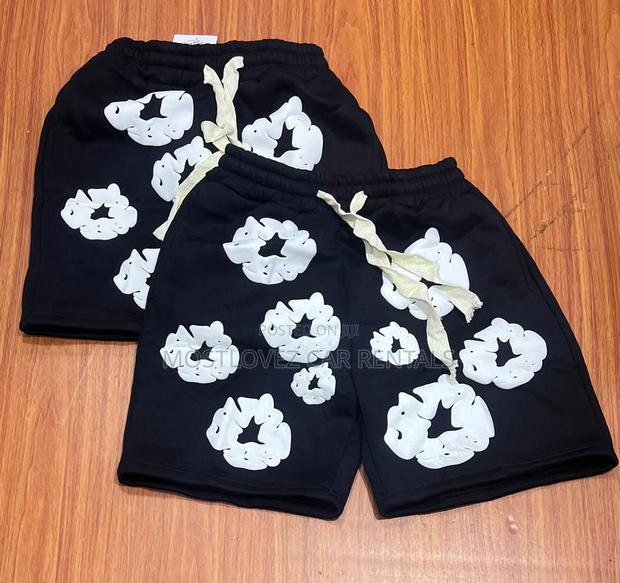 Flower Short Pants for Sale · Photo 3