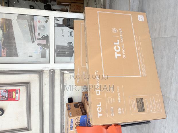 TCL 50 Inch Qled Smart Screen Google Television. · Photo 2