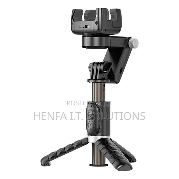 Q18 Tripod Stand · Photo 3