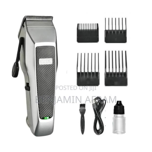 Wireless Barbering Hair Clippers · Photo 1