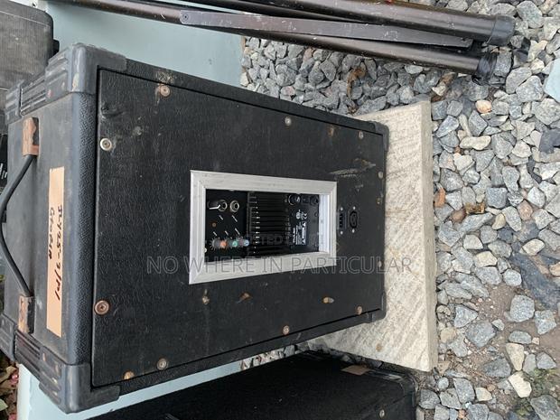 Speaker With Microphone · Photo 5