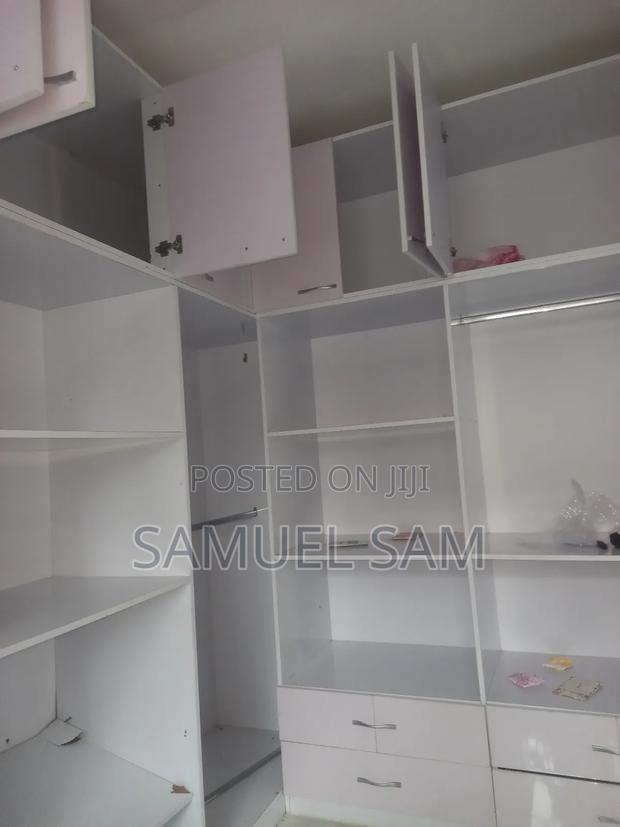 8bdrm House in Tema Community 26 for rent · Photo 5
