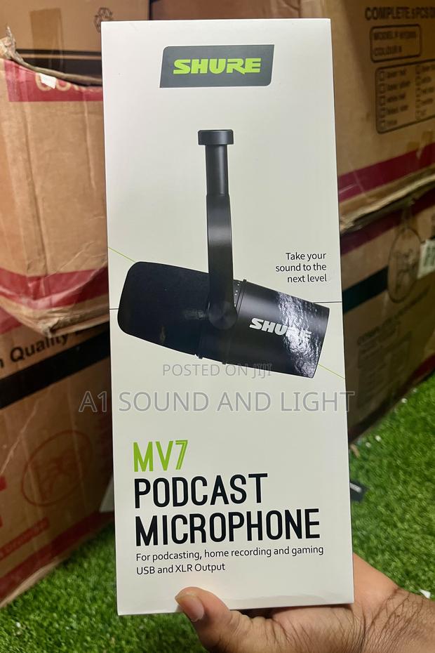 Shure Mv7 Usb / XLR Microphone for Live Streaming, Recording · Photo 1