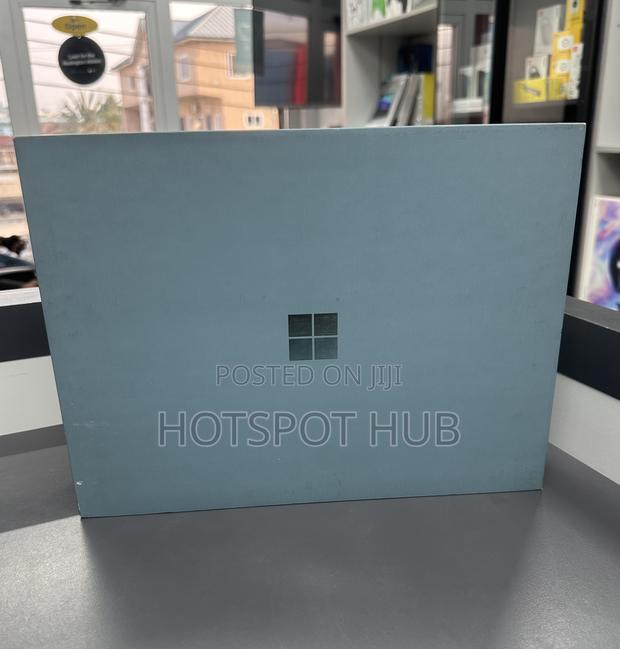 New Microsoft Surface Laptop 16GB Qualcomm Snapdragon X Plus SSD 512GB · Photo 1