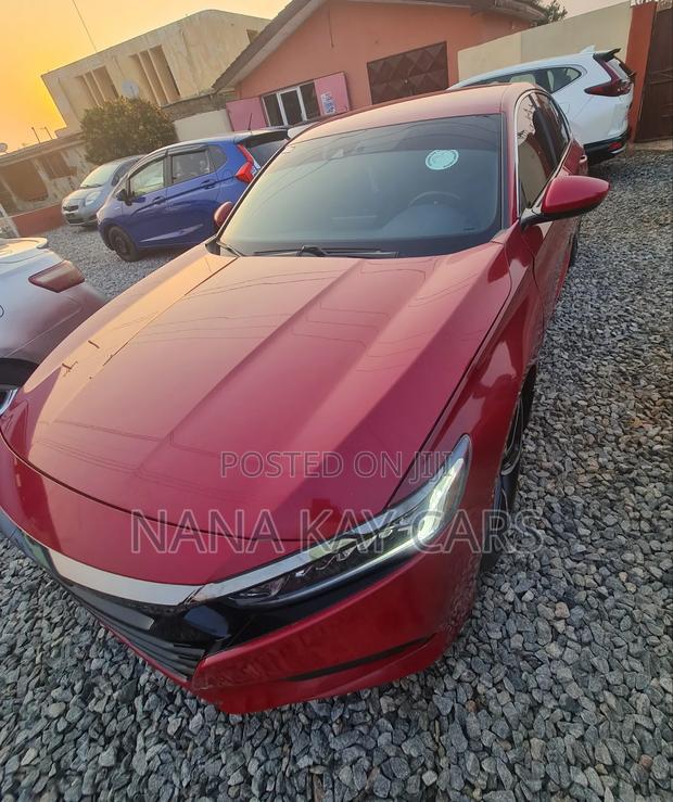 Honda Accord Sport (1.5L 4cyl Turbo CVT) 2019 Red · Photo 2