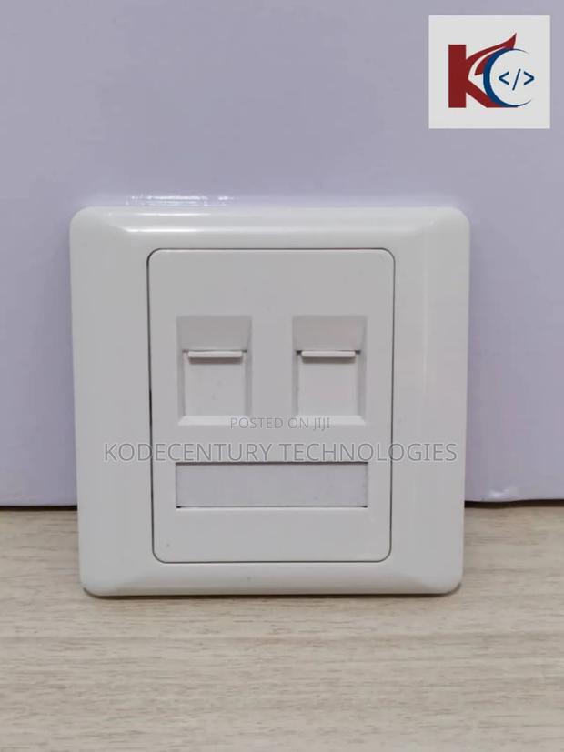 2 Port Network Faceplate | 2 Port Keystone Wall Plate · Photo 1