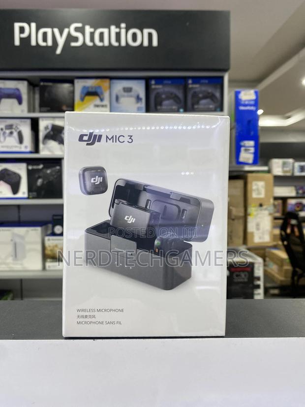 Dji Mic 3 (2 Tx + 1 Rx + Charging Cas/Android, Ultralight, Adaptive · Photo 1