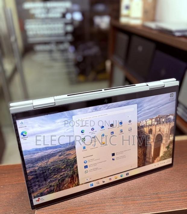Laptop HP Envy 15 8GB Intel Core I5 SSD 256GB · Photo 3