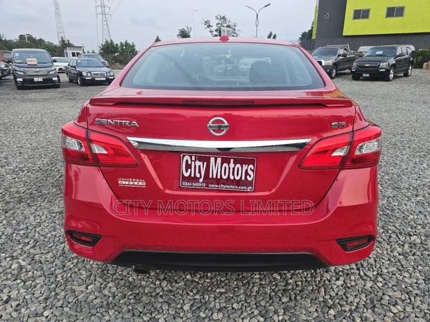 Nissan Sentra SR 2016 Burgundy · Photo 6