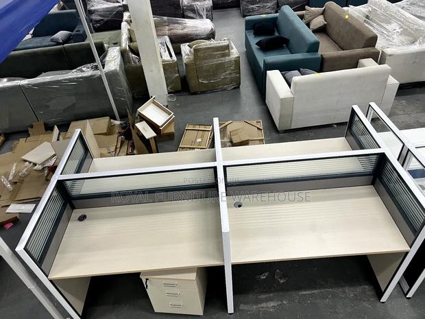 4 Chambers Stationary Office Desk Work Station · Photo 2