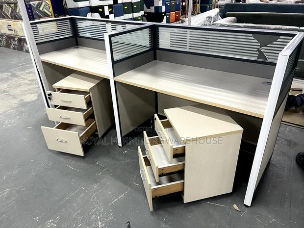 2 Chambers Stationary Office Desk Work Station · Photo 1