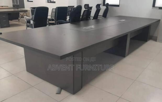 Conference Room Table,420 Centimeters · Photo 1