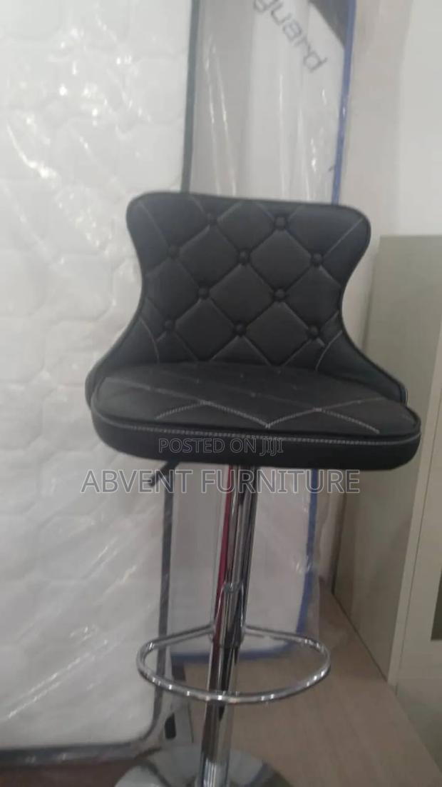 Counter/Bar Chairs · Photo 1