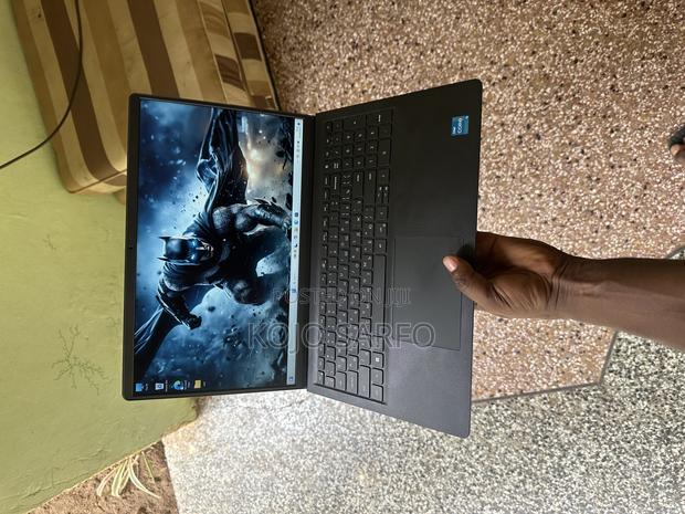 Laptop Dell Vostro 3520 8GB Intel Core i3 SSD 512GB · Photo 2
