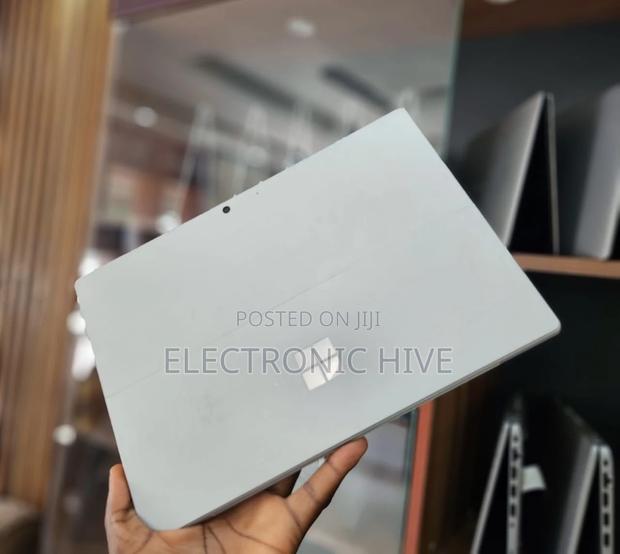 Laptop Microsoft Surface Pro 7 16GB Intel Core I7 SSD 512GB · Photo 4