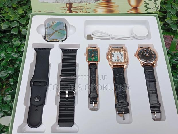 I-530 Mini 4-in-1 Smart Watch 2 Straps With 3 Quartz Watches - Black · Photo 4