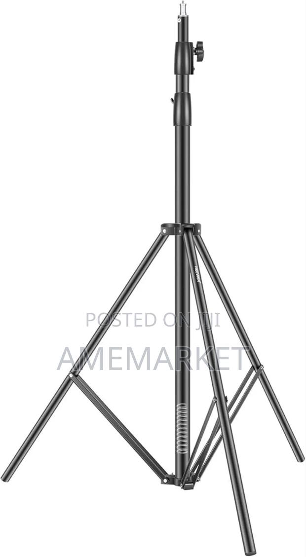 2.8m Heavy Duty Light Stand With Spring Tripod · Photo 3