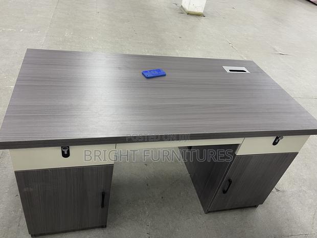 Office Desk (Wooden) · Photo 2