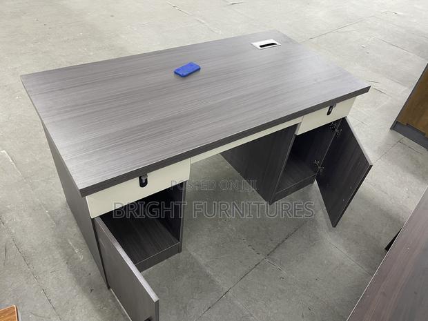 Office Desk (Wooden) · Photo 1