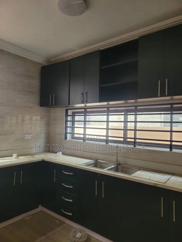 4bdrm House in Testimonial Building, East Legon for rent · Photo 3