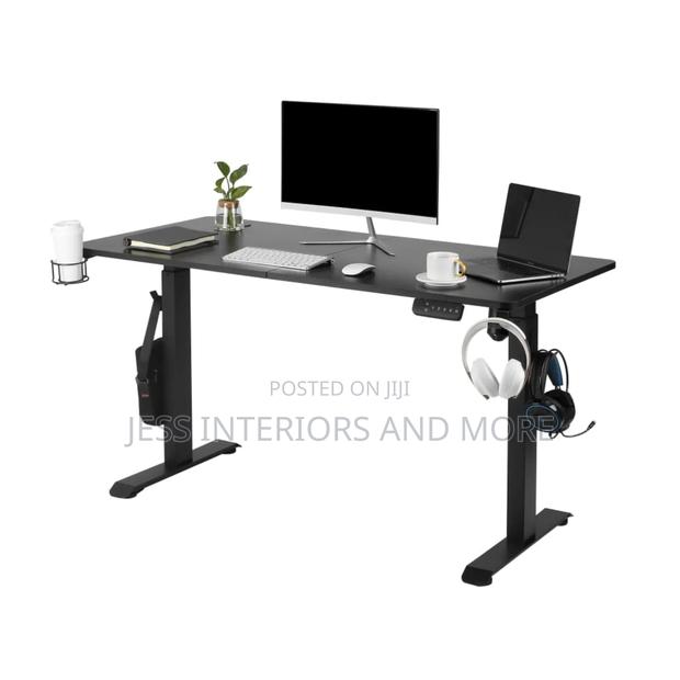 Electric Height Adjustable Standing Desk (1.4m) · Photo 1