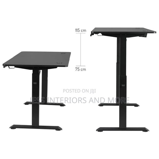 Electric Height Adjustable Standing Desk (1.4m) · Photo 2