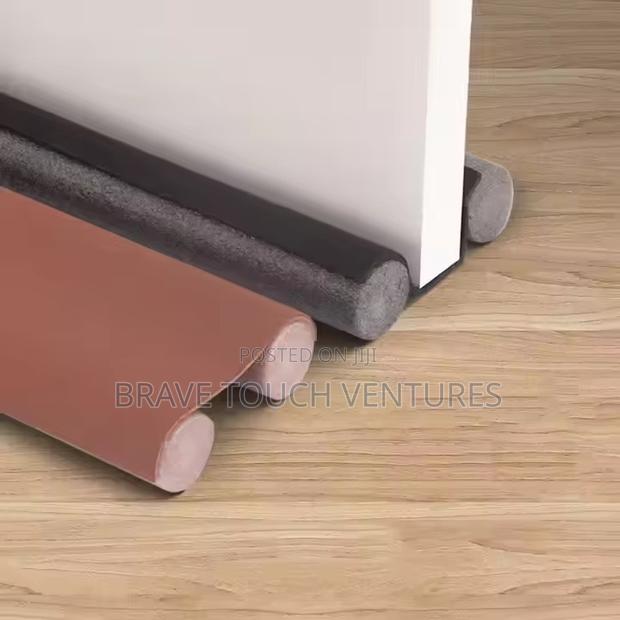 Door Bottom Seal Strip to Prevent Insect/Rodents/Dust - 2 Pieces · Photo 1