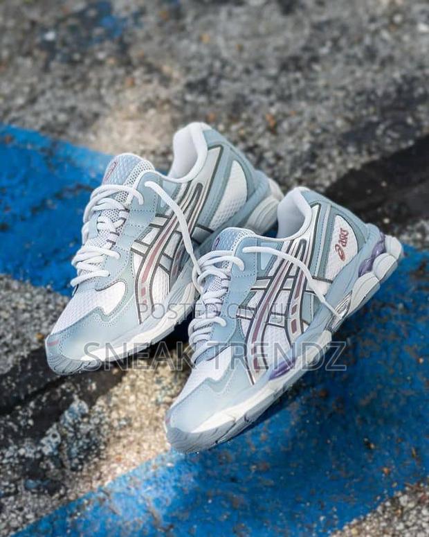 Asics Gel Nyc 2055 Sea Blue N White · Photo 1