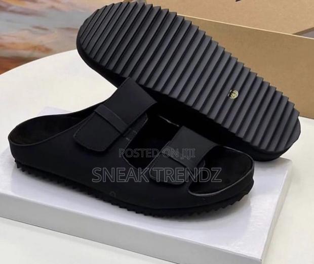 Zara Sandals Leather Black · Photo 2