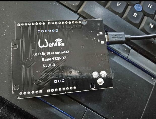 Wemos D1 R32 — Iot Device for Your Projects · Photo 2