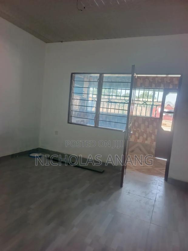 1bdrm Apartment in The Dorns Properties, New Town for rent · Photo 3