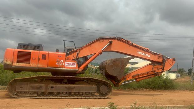 Excavator- Hitachi Zx 450 Excavator Better Than Caterpillar · Photo 4