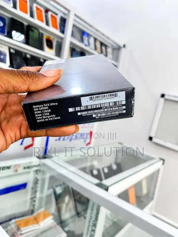 New Samsung Galaxy S22 Ultra 128 GB · Photo 1