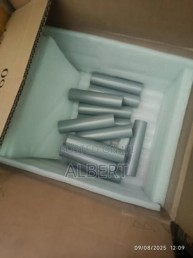 3.2v 15ah Lithium Battery · Photo 1