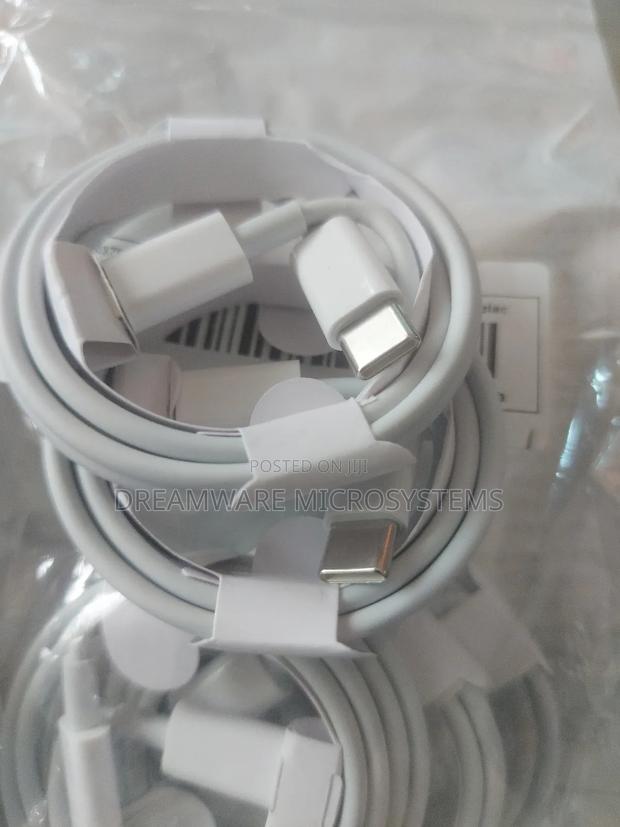 60w Usb-C to Usb-C Fast Charging Cable · Photo 1